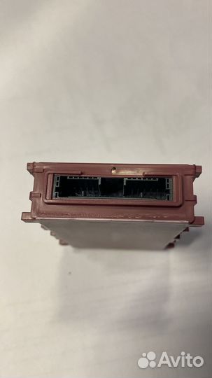 Электронный блок Toyota 8911112052