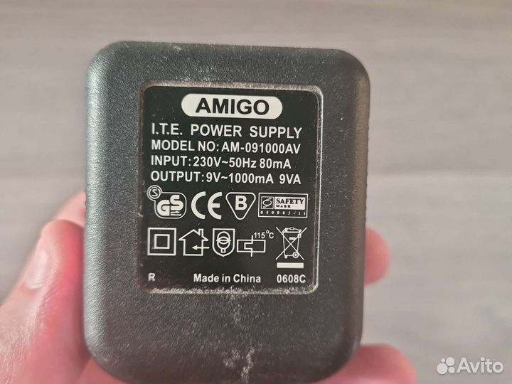 Блок питания 9v