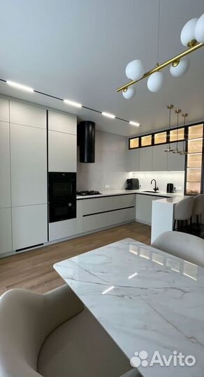 Кухни на заказ. Кухни от производителя