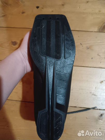 Лыжные ботинки