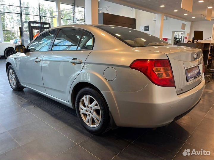 FAW Besturn B50, 2012