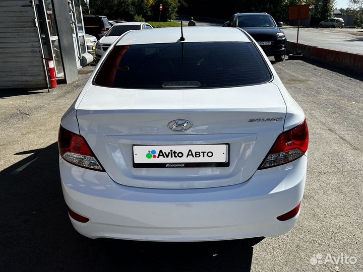 Hyundai Solaris 1.6 AT, 2013, 207 000 км