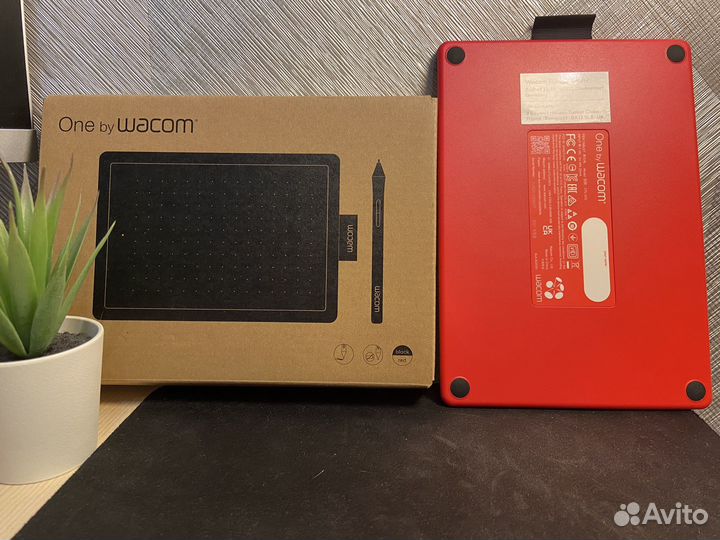 Графический планшет Wacom CTL-472-N Black