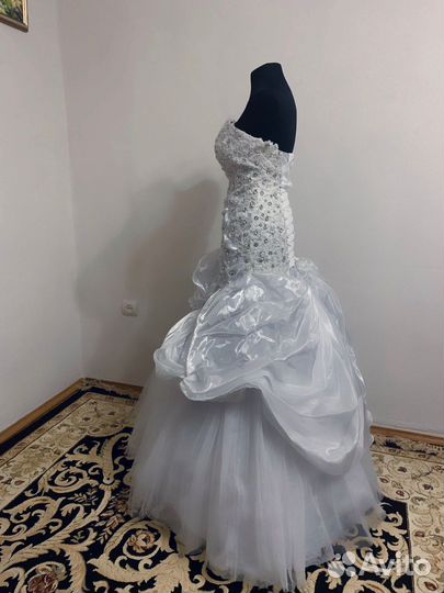 Свадебные платья