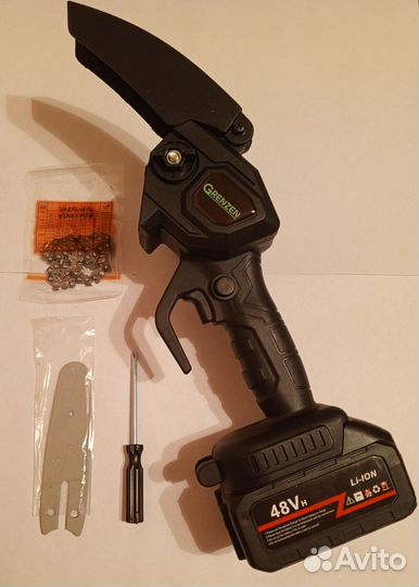 Пила аккумуляторная цепная