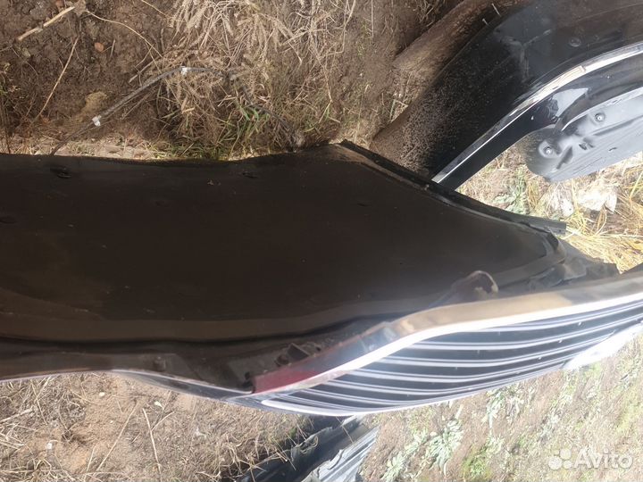 Капот Toyota Crown Majesta uzs186