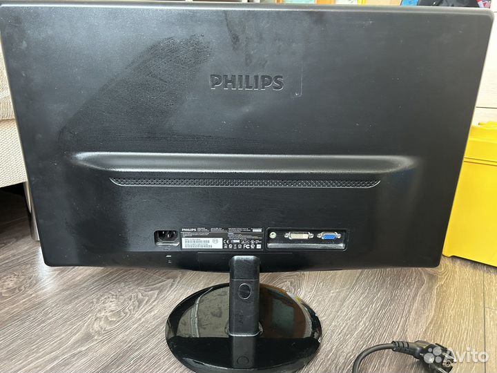 Монитор Philips 23 дюйма