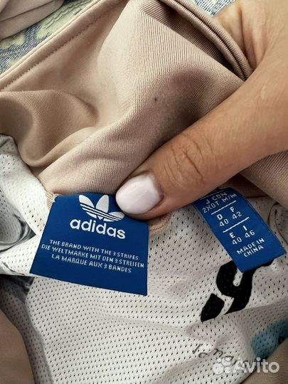 Спортивная кофта adidas