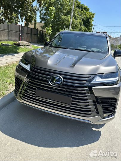 Lexus LX, 2023