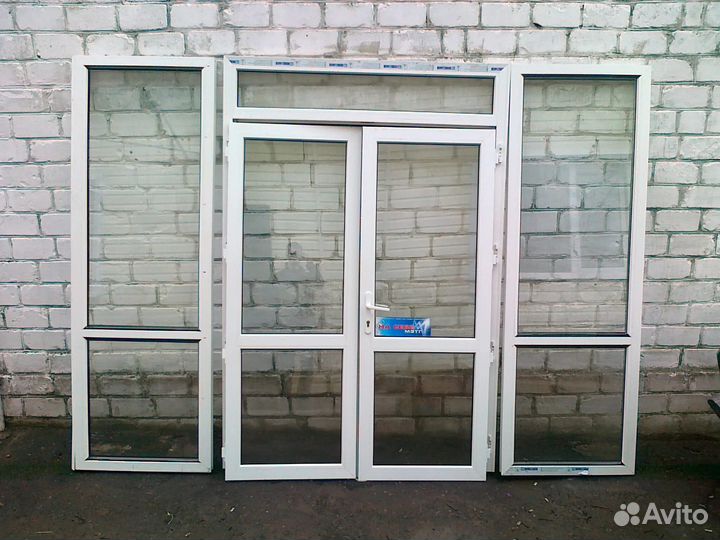Пластиковые двери в рассрочку в Новомышастовской