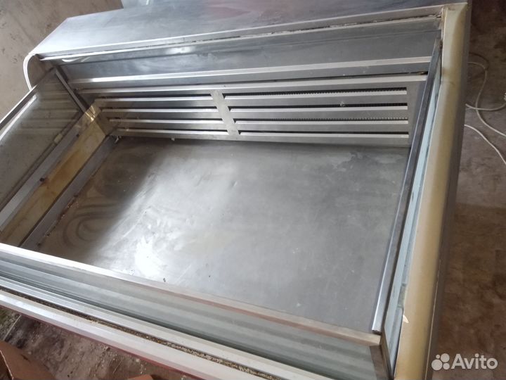 Холодильник витрина бу