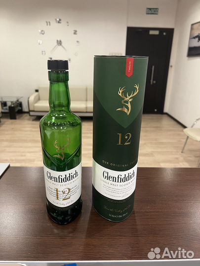 Бутылка с тубусом из под виски Glenfiddich