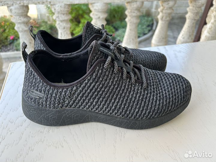 Skechers кроссовки мужские 42.5р