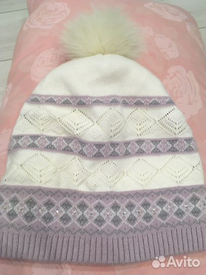 Шапка с натуральным пумпоном