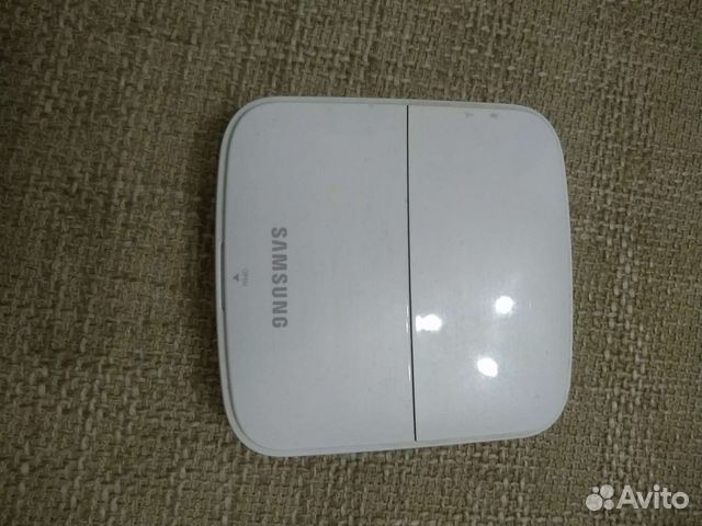 Зарядное устройство и подставка для телефона