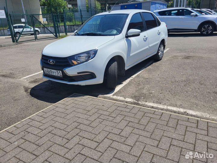 LADA Granta 1.6 МТ, 2021, 61 000 км