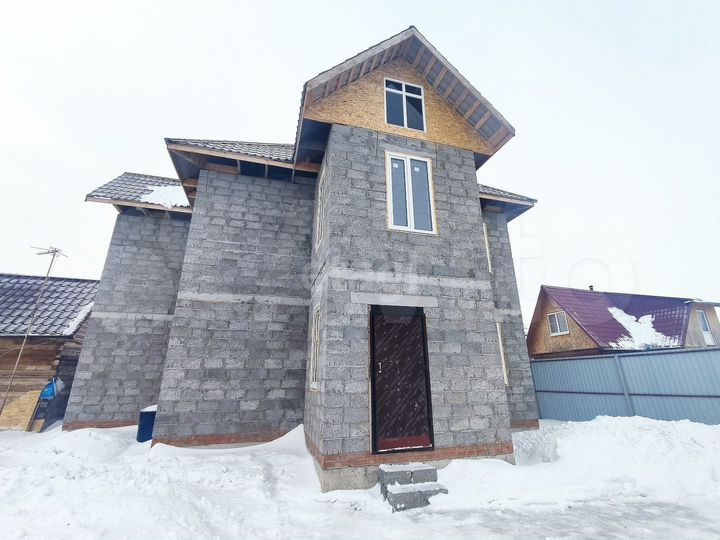 Дом 150 м² на участке 9,5 сот.