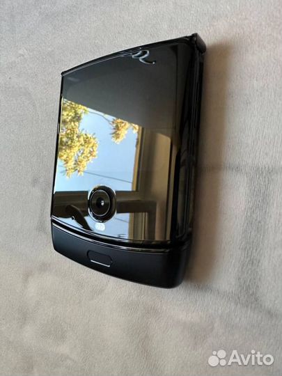 Motorola Razr 2019, 6/128 ГБ