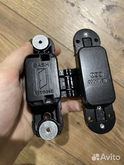 Дверные петли скрытой установки AGB 2.0