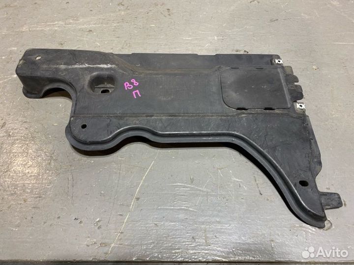 Защита днища задняя правая Volkswagen Passat B8