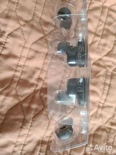 Беспроводные наушники JBL