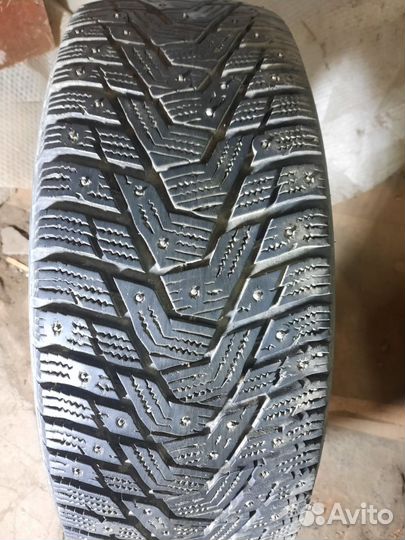 Hankook Winter I'Pike RS2 W429 215/60 R16
