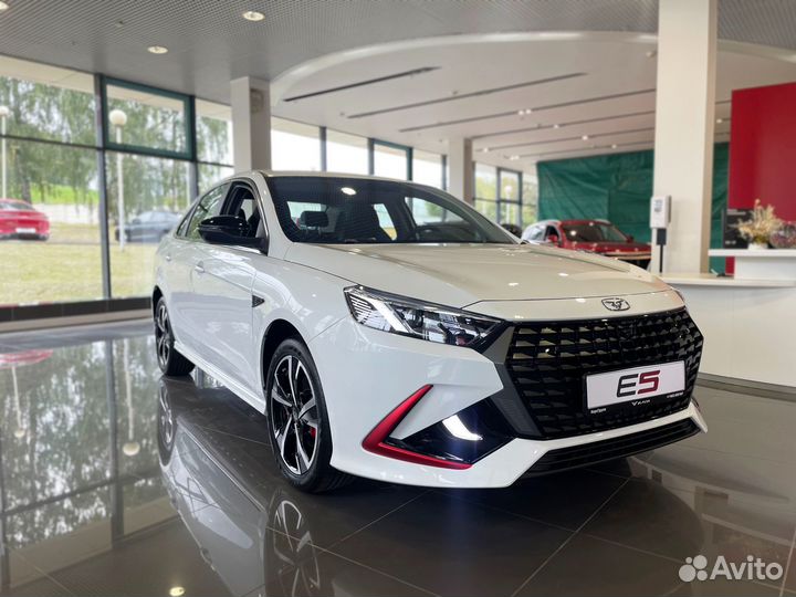 Kaiyi E5 1.5 CVT, 2023