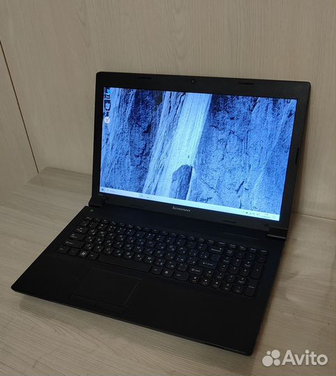 Lenovo intel core/ssd+hdd/4ram