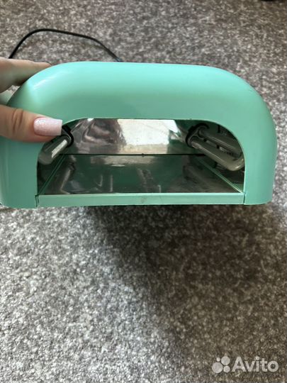 Лампа для ногтей