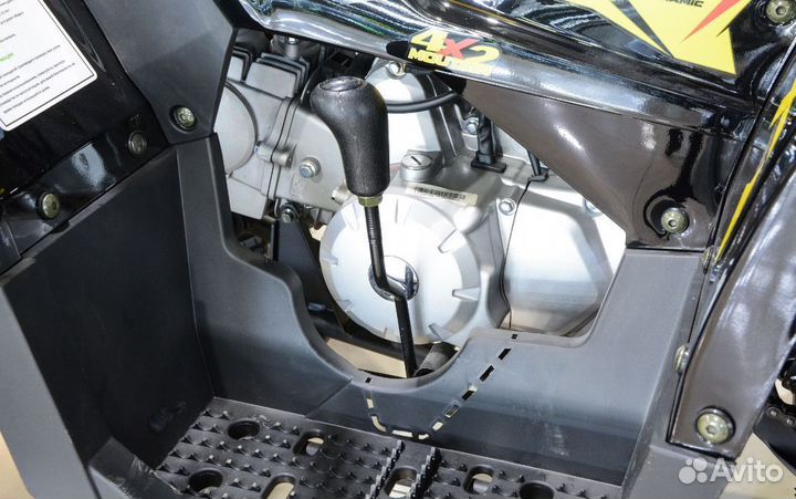 Квадроцикл Avantis HS8Shark Витрина