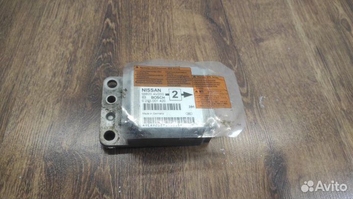 Блок управления SRS Nissan Primera P 12 универсал