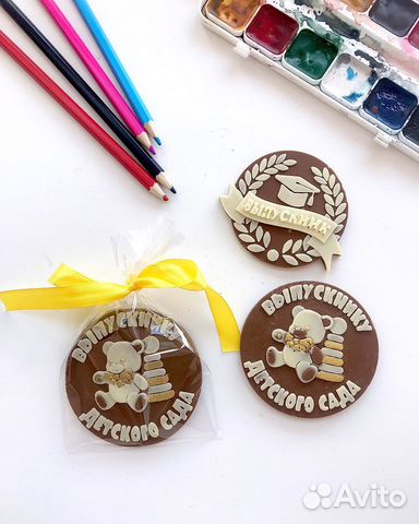 Шоколадные медальки для выпускников