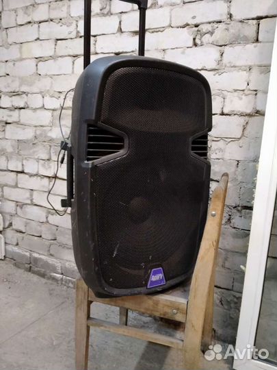 Колонка Acury