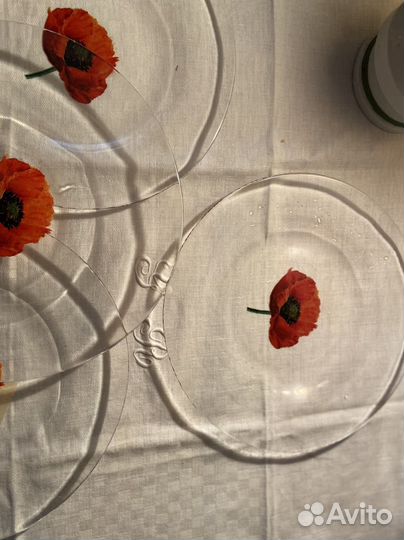 Тарелки с маком