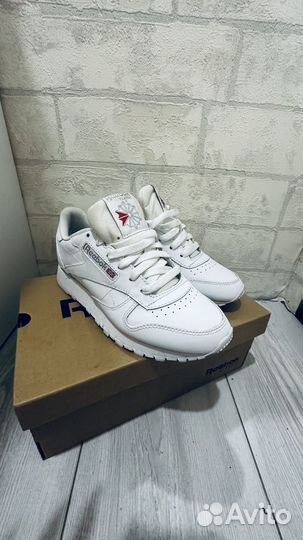 Кроссовки reebok женские