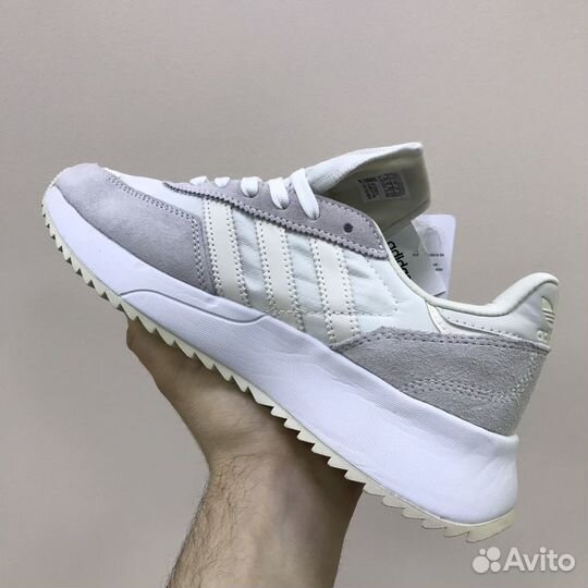 Кроссовки мужские adidas retropy