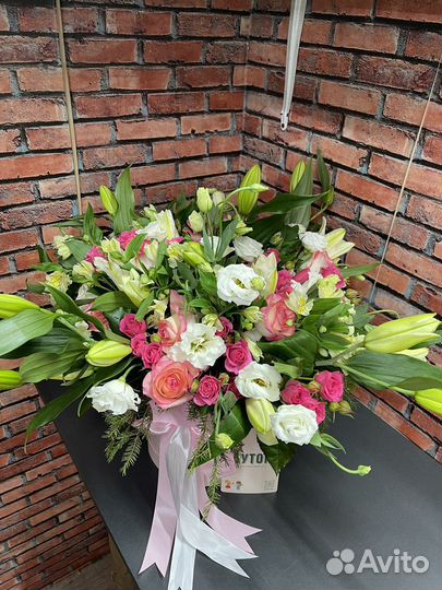 Уветы букеты корзины