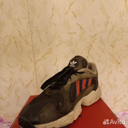 Кроссовки adidas Yung 1 оригинал