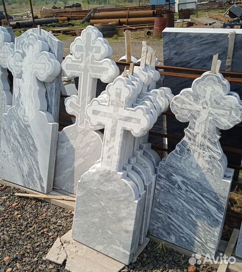 Памятники гранитные / Памятники мраморные