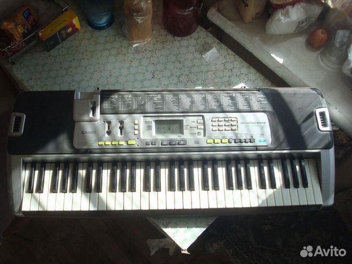 Синтезатор Casio