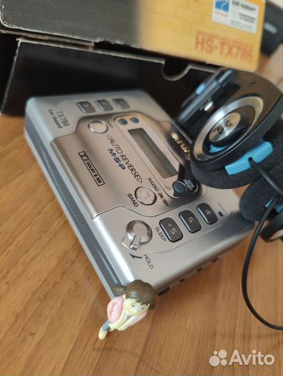 Кассетный плеер Aiwa HS-TX786