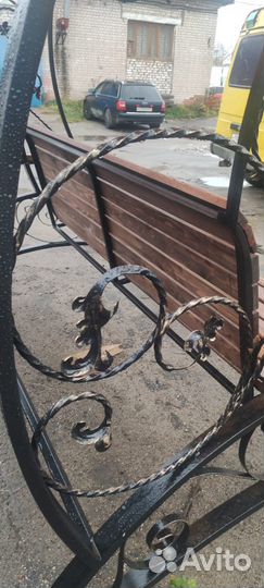 Качель висячая с узором