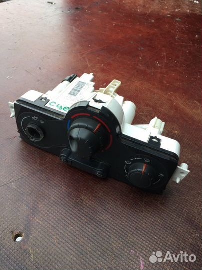 Блок управления кондиционером Renault Scenic 2