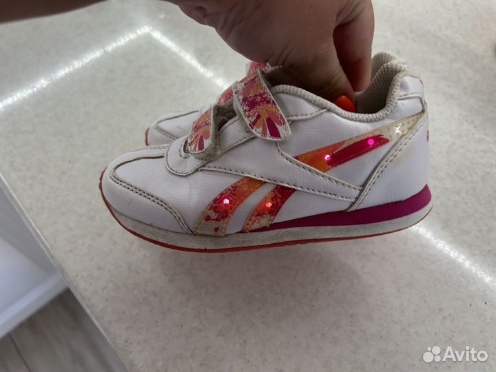 Кроссовки reebok для девочки