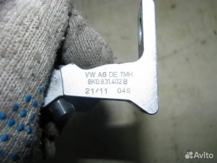 Петля двери правая Audi A5 /S5 Coupe/Sportback