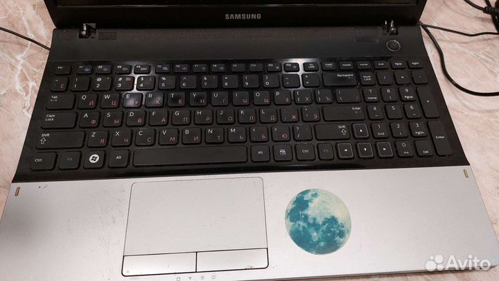 Samsung np300e5a