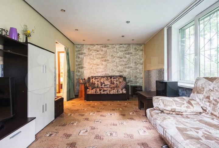 2-к. квартира, 43 м², 1/5 эт.