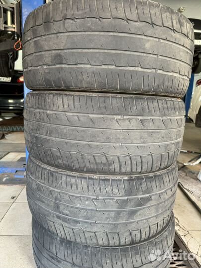 Comforser CF1000 245/40 R18 91