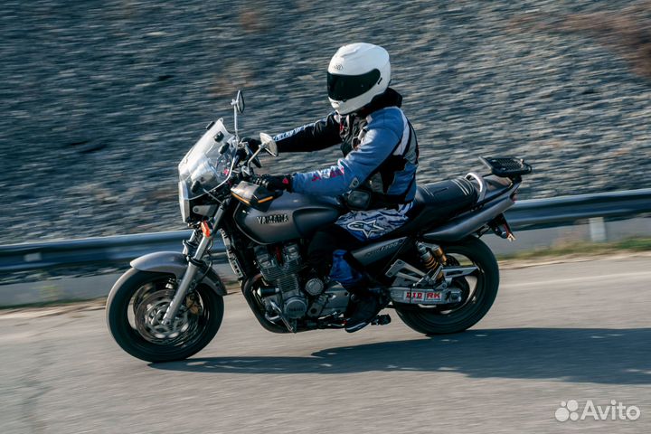 Yamaha XJR 1300