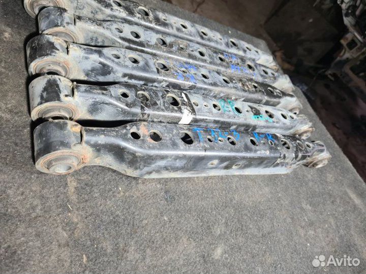 Рычаг поперечный задний Nissan X-Trail T32 2016